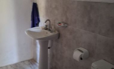 VENTA CASA 2 DORMITORIOS - Grutly