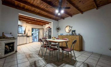 Venta casa 4 amb patio terraza parri Stos Lugares