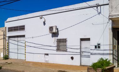 VENTA DEPOSITO EN CALLE PIZZURNO 800 RAMOS MEJIA
