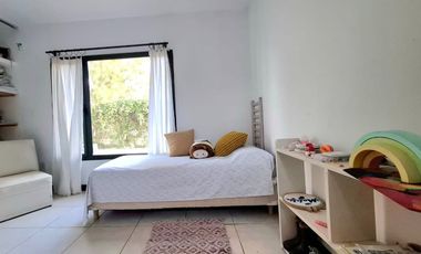 CASA EN VENTA EN PEHUAJÓ CON PILETA
