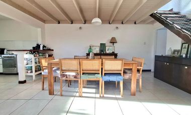 CASA EN VENTA EN PEHUAJÓ CON PILETA