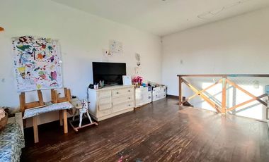 CASA EN VENTA EN PEHUAJÓ CON PILETA
