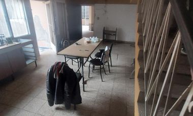 Venta Casa 7 dorm a Refaccionar