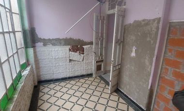 Venta Casa 7 dorm a Refaccionar