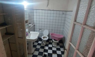 Venta Casa 7 dorm a Refaccionar