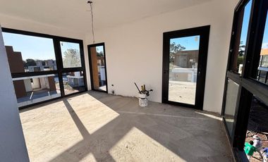 VENTA DPTO 2 AMB  PENTHOUSE A ESTRENAR BIO PILAR