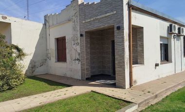 Casa de 3 dormitorios  en Santa Isabel