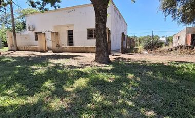 VENTA CASA 3 DORM C/ GALPON Y TERRENO DE 1200 MTS2