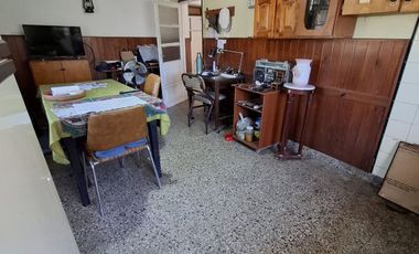 VENTA CASA 3 DORM C/ GALPON Y TERRENO DE 1200 MTS2