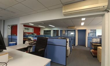 VENTA OFICINA C/ COCHERA Y DEPOSITO MUNRO