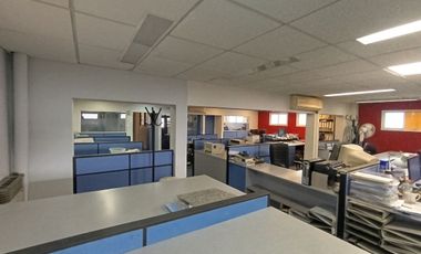 VENTA OFICINA C/ COCHERA Y DEPOSITO MUNRO