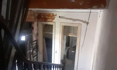 Venta casa a refaccionar 3 de Febrero 3400