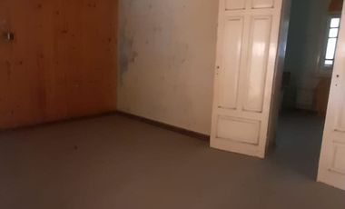 Venta casa a refaccionar 3 de Febrero 3400