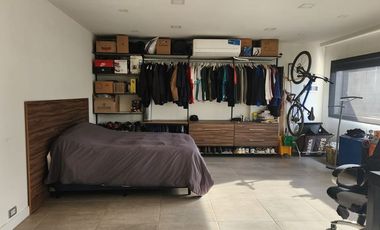 EN VENTA CASA CON MONOAMBIENTE - PLOTTIER