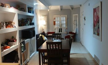 DUPLEX EN VENTA - BARRIO JARDIN - 3 DORMITORIOS