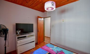 CASA EN VENTA LA PLATA 2 DORMITORIOS