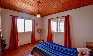 CASA EN VENTA LA PLATA 2 DORMITORIOS