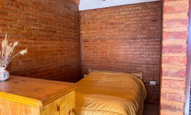 CASA CON CABAÑAS EN VENTA