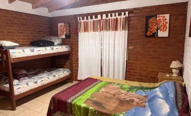 CASA CON CABAÑAS EN VENTA