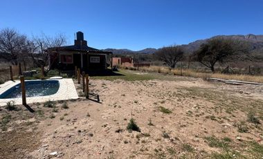 CASA CON CABAÑAS EN VENTA