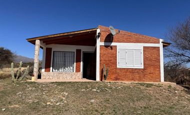 CASA CON CABAÑAS EN VENTA