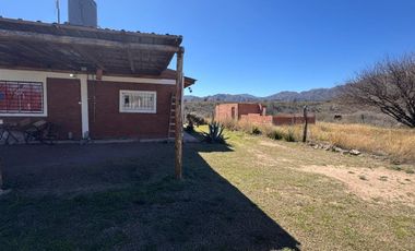 CASA CON CABAÑAS EN VENTA