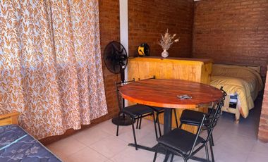 CASA CON CABAÑAS EN VENTA