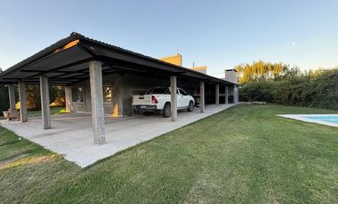 VENTA DE CASA BARRIO PRIVADO 