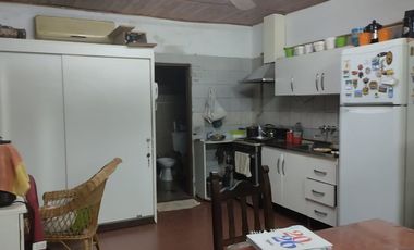 VENTA CASA MAS DEPARTAMENTO, BARRIO CATEDRAL