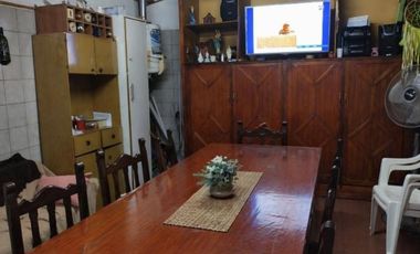 VENTA CASA MAS DEPARTAMENTO, BARRIO CATEDRAL