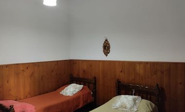 VENTA CASA 4 HABITACIONES, BARRIO CATEDRAL