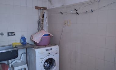 VENTA CASA 4 HABITACIONES, BARRIO CATEDRAL