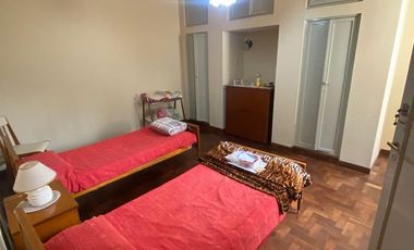 CASA EN VENTA CON GRAN UBICACION Y POTENCIAL