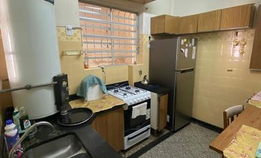 CASA EN VENTA CON GRAN UBICACION Y POTENCIAL