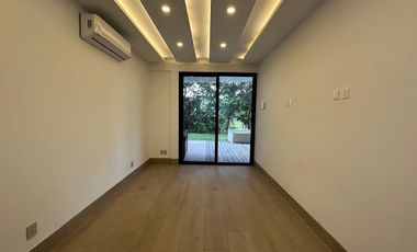 Casa en renta con vista a campo y lago en la privada Kilil, Yucatán Country Club