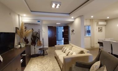 Casa 4D en Venta, San Martin al 3800