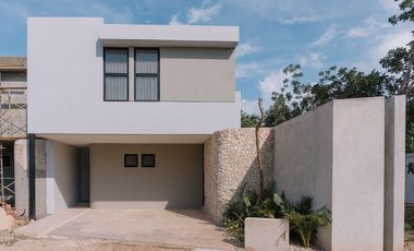 Casa en Venta en Conkal, Conkal Mérida Yucatán (EB-VX8462)