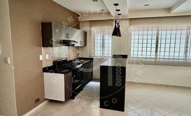 Venta de Bonito departamento en Lomas de Atizapán