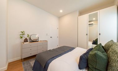 5 Bedroom House for sale at Graceland