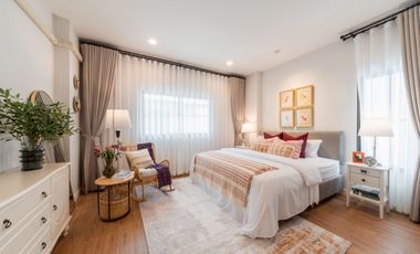 4 Bedroom House for sale at Graceland