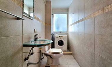 Villa del Parque. Venta 3 Amb Semipiso. C Cochera y Baulera. Amenities