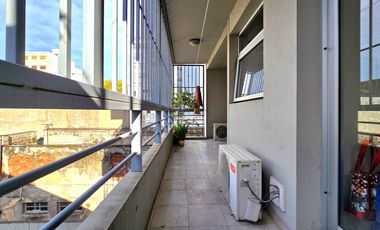 Villa del Parque. Venta 3 Amb Semipiso. C Cochera y Baulera. Amenities