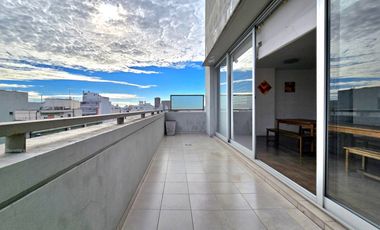 Villa del Parque. Venta 3 Amb Semipiso. C Cochera y Baulera. Amenities