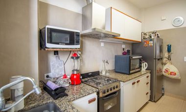 DEPARTAMENTO 3 AMBIENTES CON PATIO - VTE LÓPEZ