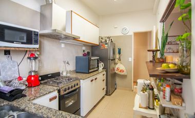 DEPARTAMENTO 3 AMBIENTES CON PATIO - VTE LÓPEZ
