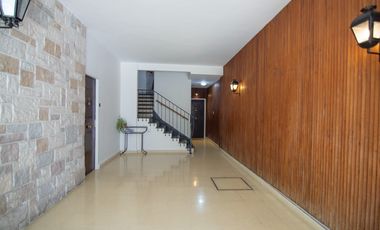 DEPARTAMENTO 3 AMBIENTES CON PATIO - VTE LÓPEZ