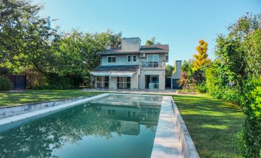 VENTA CASA 4 AMBIENTES - CLUB DE CAMPO PUEYRREDON - PILAR