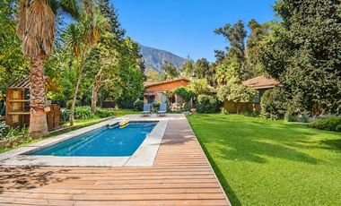 Casa chilena remodelada 3.605 m² con salida río