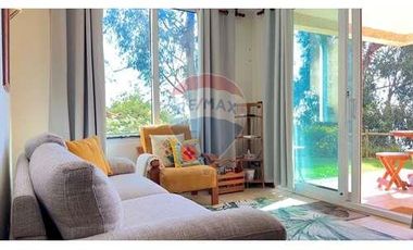 JARDIN PRIVADO CON VISTA PRIVILEGIADA AL MAR