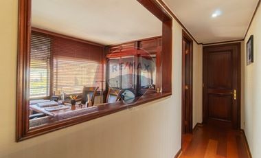 Vista 360° a ciudad y club de golf